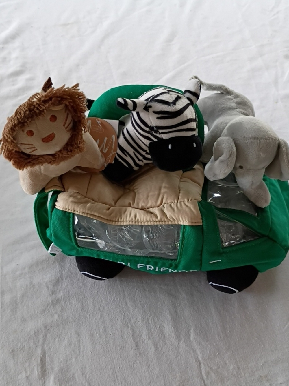 NEW Mud Pie Safari Friends Car Carries Plush Elephant Zebra Lion Stuffed Animals